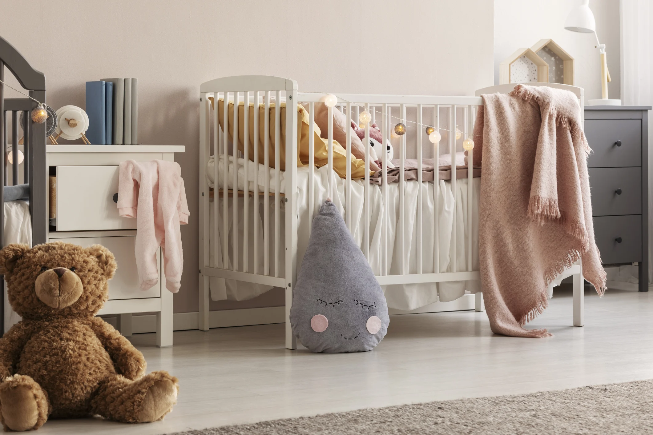 Design Your Nursery On A Budget – Shopping Tips