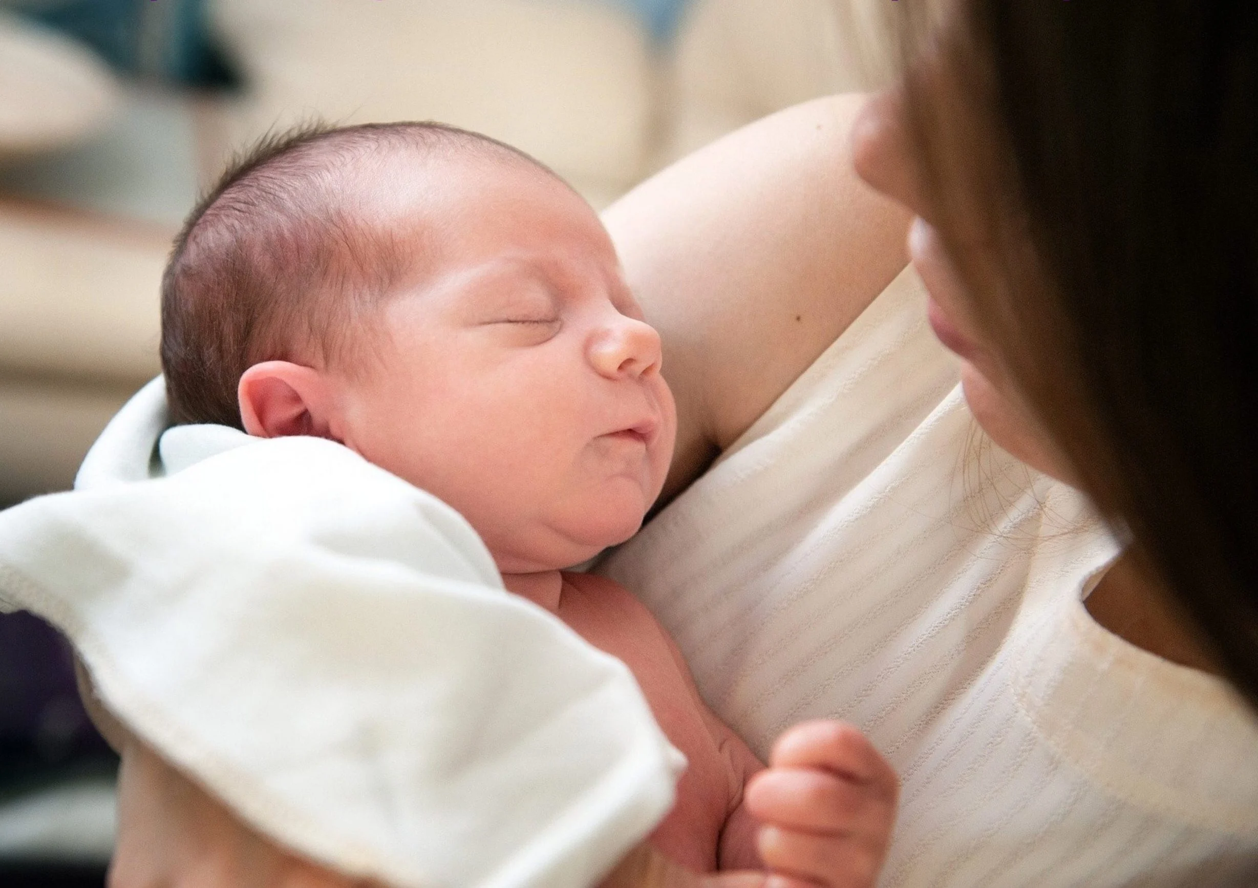 Open or Closed System Breast Pump
