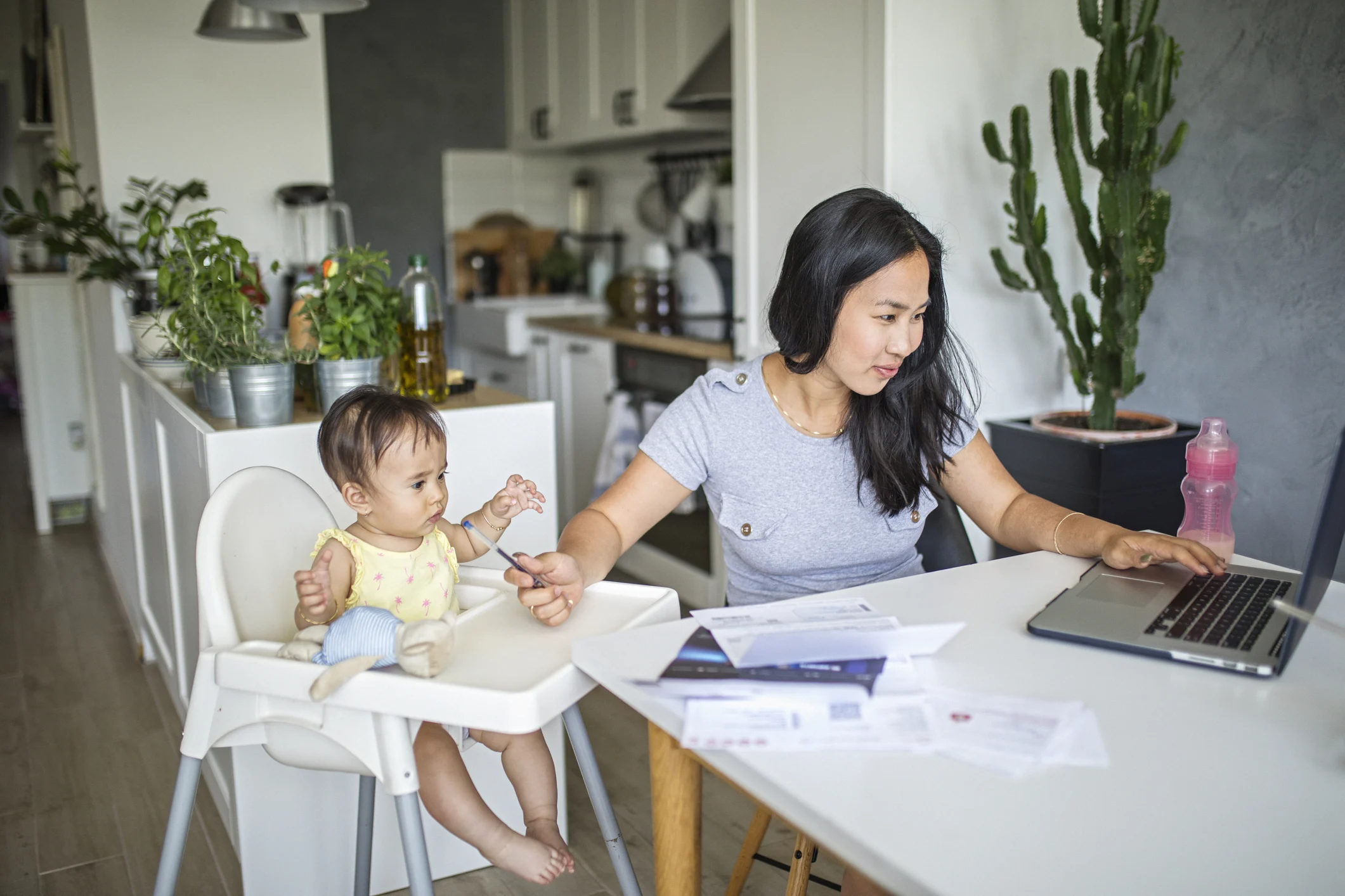 The Ultimate Guide to Returning to Work after Pregnancy